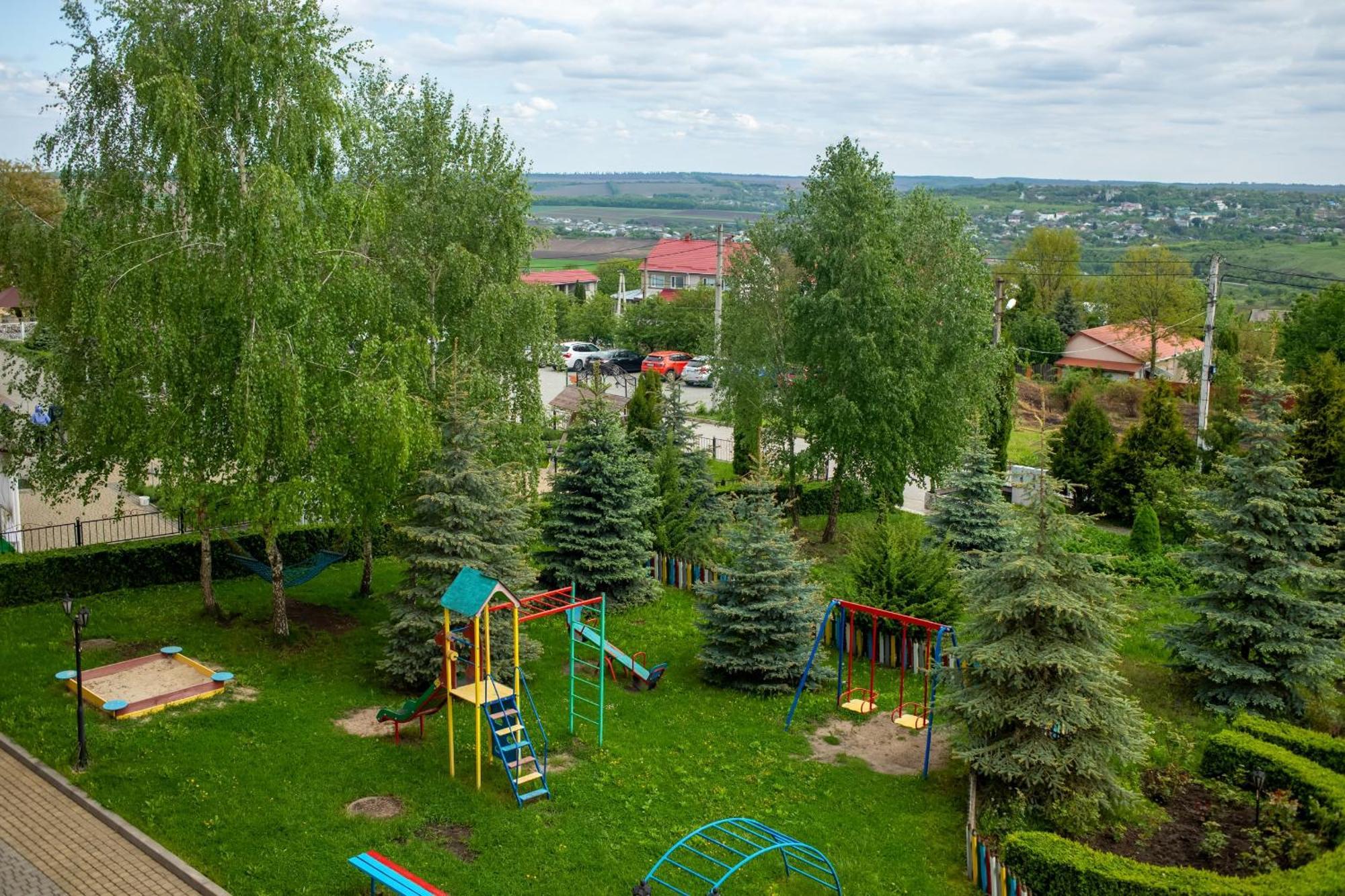 Vitapark Sonyachnyy Provans Сатанов Экстерьер фото